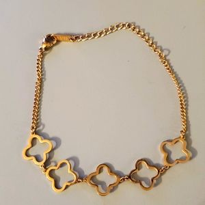 NEW Rose Gold Metal Clove Bracelet